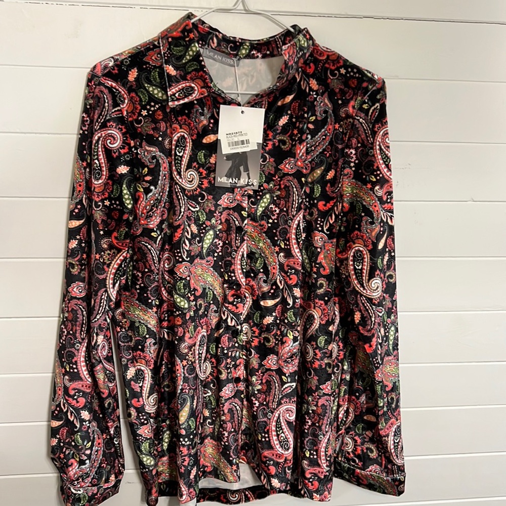 NWT Paisley velveteen button up shirt.